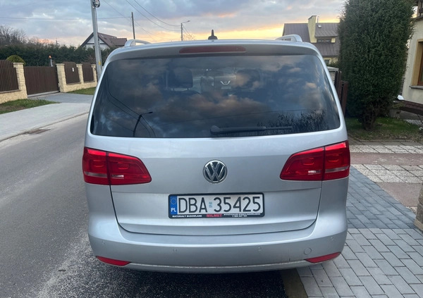 Volkswagen Touran cena 39900 przebieg: 129000, rok produkcji 2015 z Lubin małe 106